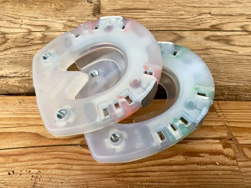 Alternative hoof protection - composite horseshoes with quarter clips and screw threads for summer and winter