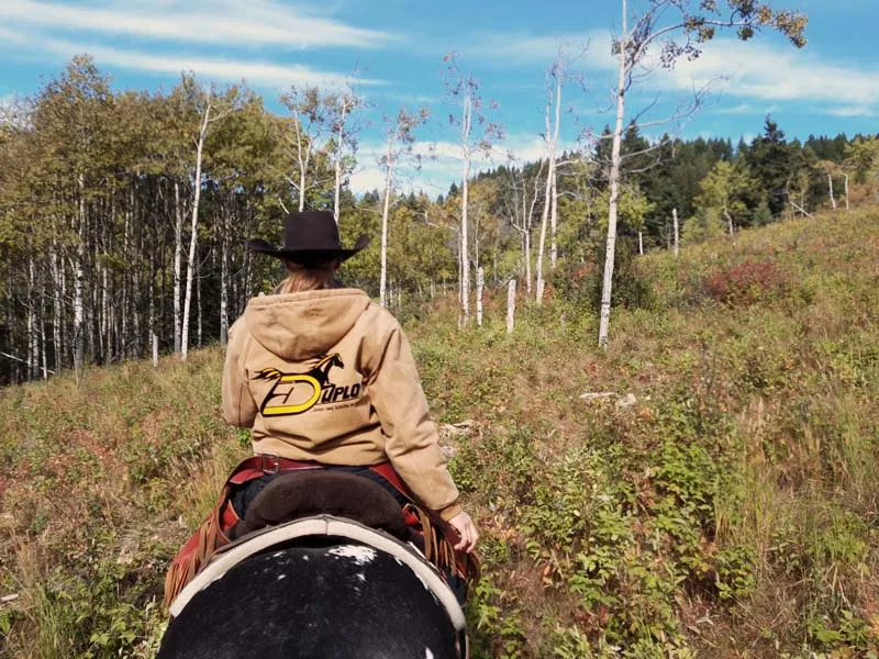 Pasear a caballo en Canadá.