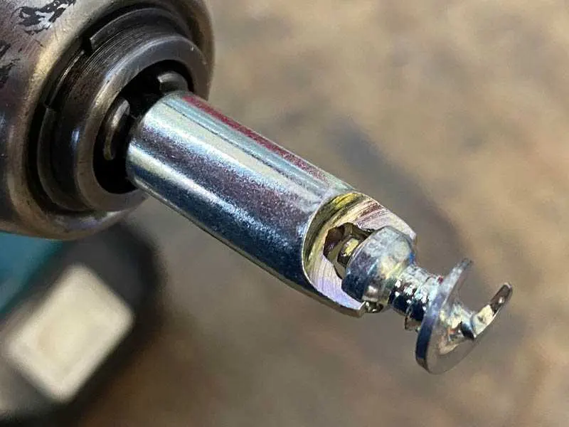 Quick Stud Application Tool — for an easy application of the spikes into the synthetic material of the composite horseshoe