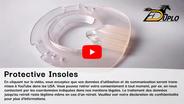Vue latérale d'une semelle intérieure en plastique pour fer à cheval.